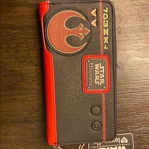 poe dameron loungefly